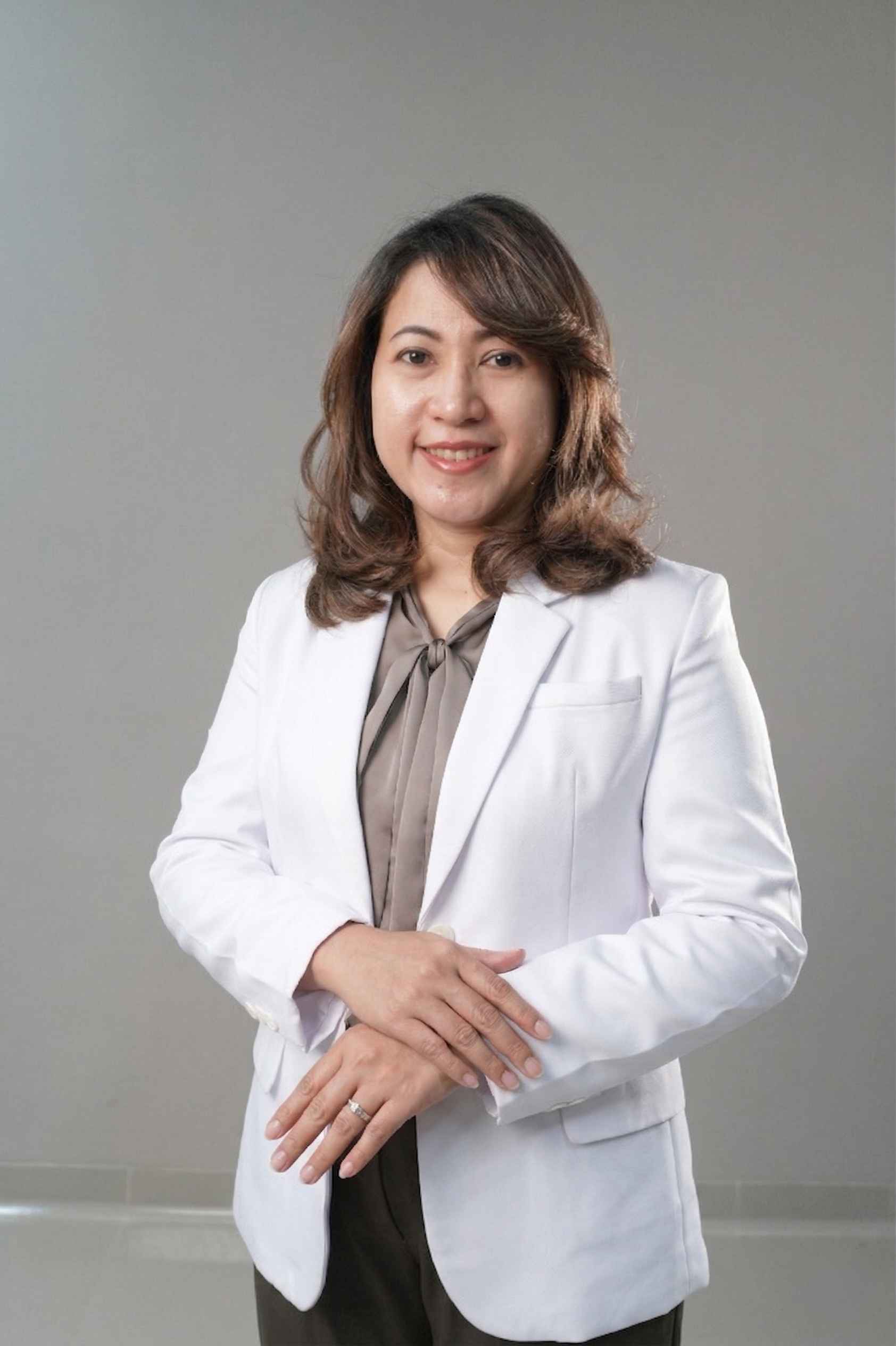 Vici Heliyana Ernesta Tanggo, Sp.B, Subsp.BVE(K). dr